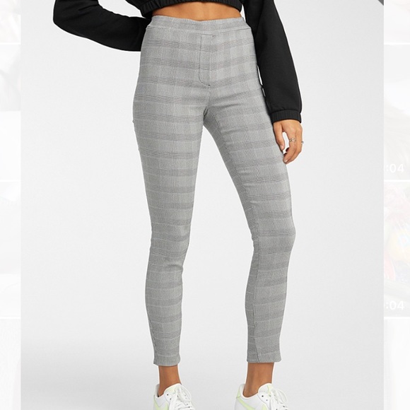 2 for 20$ Simons Xsmall pleated pants - Picture 3 of 6